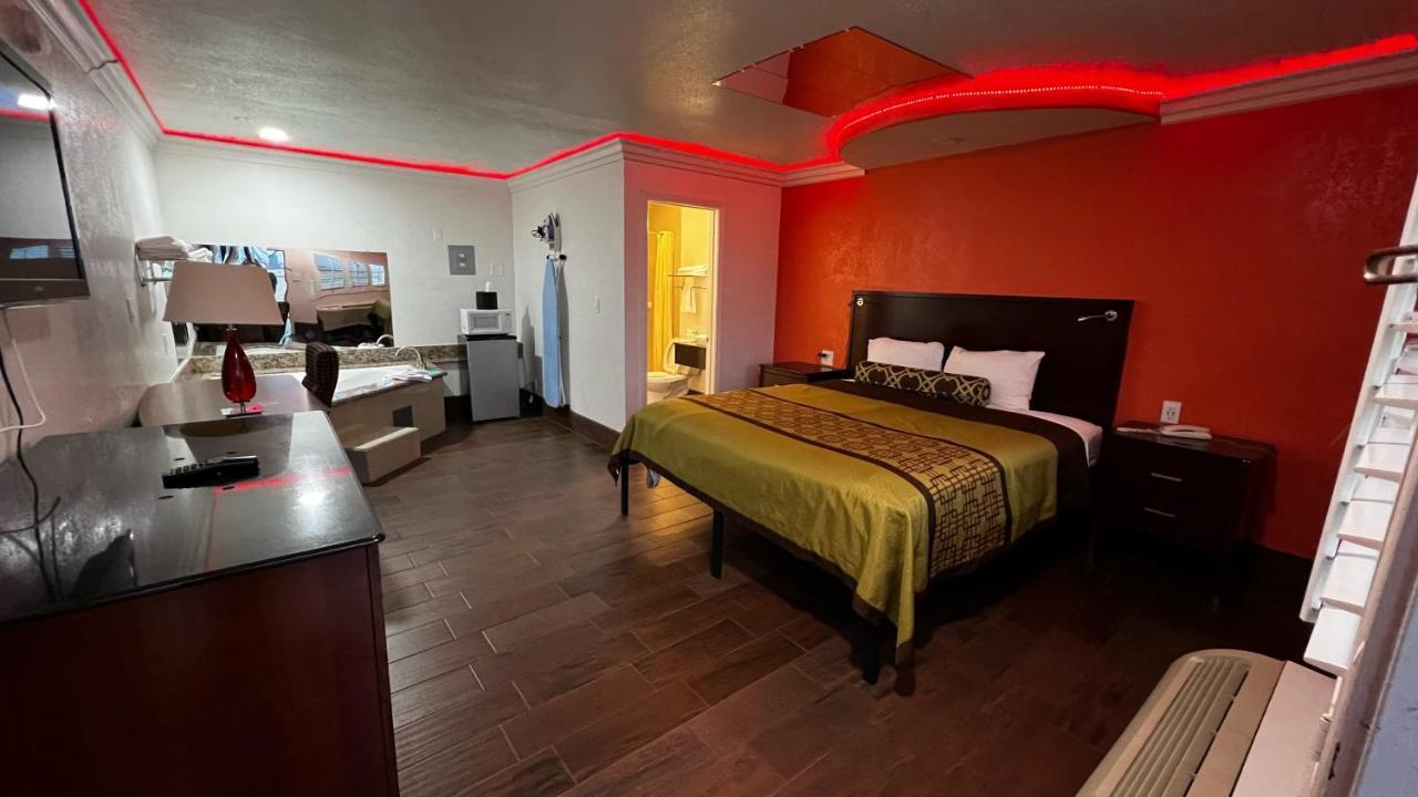 New American Inn & Suites Orange Exterior foto
